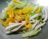 [廚房戰記]-高麗菜炒枸杞菇的食譜步驟4照片