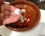 Foto del paso 6 de la receta: Sopa de cocido y timbal de filete de cerdo con cebolla caramelizada y pimientos asados