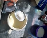 Foto del paso 1 de la receta: Medialunas caseras sin manteca