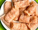 Foto langkah ke 4 dari resep Lumpia Ayam Udang Kulit Tahu Kukus.