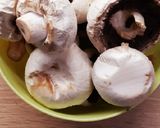 Tejfölös gombapaprikás🧅🧄🍄🌶 nokedlivel recept fázis 1 fotója