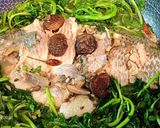 Hình bước làm 5 của món Cá rô phi nấu nấm, cải xoong