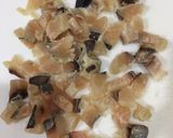 A picture of step 1 of Fry green pumpkin with salted fish.