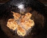 A picture of step 17 of Kadhi pakora.