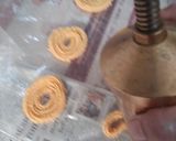 A picture of step 3 of Rava Chakari.