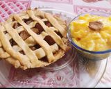 A picture of step 7 of Eggless Apple pie with Vanilla Custard.