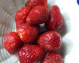 Foto langkah ke 4 dari resep Strawberry Wings.