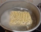 Foto langkah ke 1 dari resep Mie Kuah Susu.