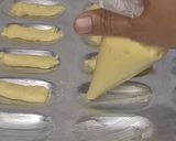 Foto langkah ke 5 dari resep Eggless Coconut Cookies.