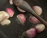 Foto langkah ke 2 dari resep Pete Oseng Cabe Bawang.