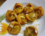 A picture of step 6 of Dahi puri.