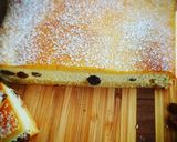 Pas rețetă Prăjitura cu brânza cu aluat turnat. Cea mai bună rețeta de prăjitura cu brânza dulce și stafide 1 fotografie