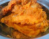 Foto langkah ke 4 dari resep Ayam Ungkep Wortel.