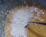 Foto del paso 1 de la receta: Torta bajita invertida de arándanos 🍌 y coco