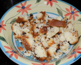 Foto del paso 4 de la receta: Postre de pan dulce, budín con duraznos en almíbar y yogur