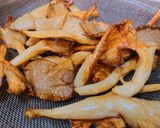 Hình bước làm 3 của món Món chay - Nấm bào ngư kho cải chua