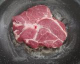 Une image de l'étape 1 de Échine de porc caramélisées.