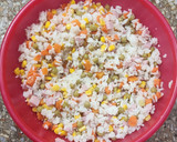 Foto del paso 2 de la receta: 🌸 Ensalada de arroz primavera - arroz, arvejas, choclo, zanahoria y jamón 🌸