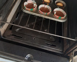 Foto del paso 5 de la receta: Muffins de chocolate súper fácil