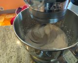 Une image de l'étape 1 de Mousse au chocolat vegan.