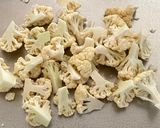 A picture of step 1 of Cauliflower Karaage Salad.