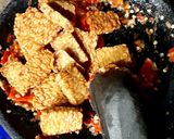 Foto langkah ke 3 dari resep 45. Tumis Kangkung Sambal Tempe.