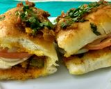 A picture of step 4 of Masala-pav-sandwich.