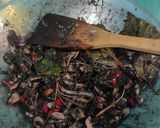 Foto langkah ke 7 dari resep Nasi bakar cumi asin.