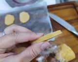 Foto langkah ke 6 dari resep Biskuit Susu Vanilla / Cookies.