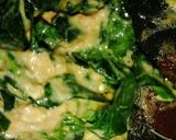 Foto del paso 2 de la receta: Tortitas de espinaca en Chile rojo