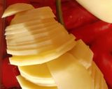 Filézett csirkecomb serpenyőben sült krumplival recept fázis 1 fotója