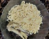 Foto langkah ke 2 dari resep Mie Tek Tek Sayur Ceker.