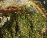 A picture of step 3 of Spinach and chickpea flour dry curry (Palak besan sabji).