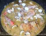 Foto del paso 6 de la receta: Cazuelita de peix con picada de almendras y chips de alcachofa