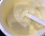 Foto langkah ke 6 dari resep Bolu Hongkong Topping Keju.