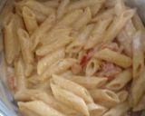 A picture of step 4 of Creamy Pasta with Red Pepper and Paprika.