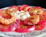 Foto del paso 6 de la receta: Ensalada de tomate azul, gambones y Mozzarella