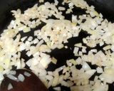 Foto del paso 2 de la receta: Bolitas de acelgas blancas y rojas