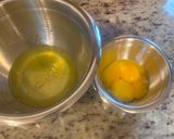 A picture of step 1 of Soufflé egg omelette.