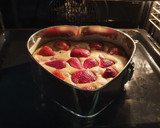 Foto del paso 5 de la receta: Bizcocho de fresas