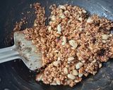 A picture of step 3 of Mungphali til laddu.
