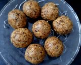 A picture of step 4 of Oats & flaxseed laddu with Peanut butter.