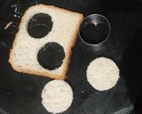 A picture of step 2 of Bread Golden Coin Cutlet.