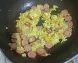 Foto langkah ke 2 dari resep Nasi goreng Hongkong.