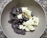 Foto del paso 2 de la receta: 🍫Bizcochuelo chocolatoso esponjoso y húmedo - Chocolate de taza + cacao amargo - Fácil y rendidor 🍫