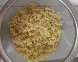 Foto langkah ke 3 dari resep Mie sayur.