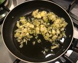Foto del paso 5 de la receta: Salsa de camarones al ajo para pastas