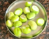 A picture of step 1 of Stuffed tinda.