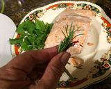 Foto del paso 12 de la receta: Salmón a la "piastra di sale" ligeramente ahumado