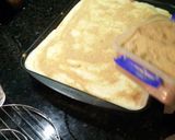 A picture of step 2 of Greek lasagna.
